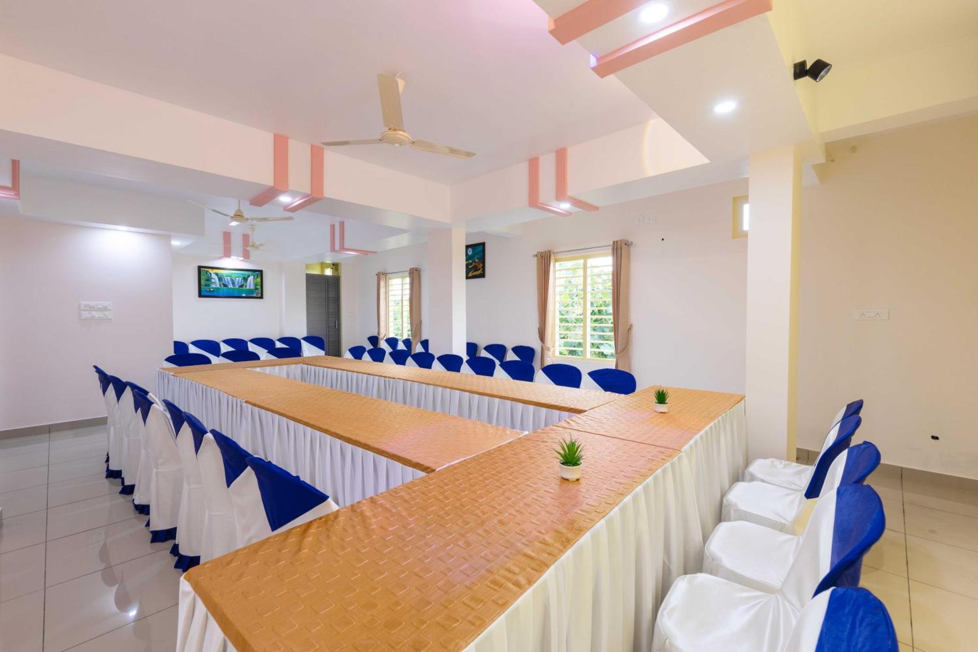 Treebo Airsuite Airport Hotel Kochi Εξωτερικό φωτογραφία